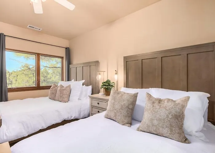 Alpine Estate 5 Showers 3 Fireplace Hot Tub Mtn View * Flagstaff