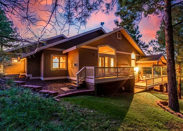 Holiday home Alpine Estate 5 Showers 3 Fireplace Hot Tub Mtn View *
