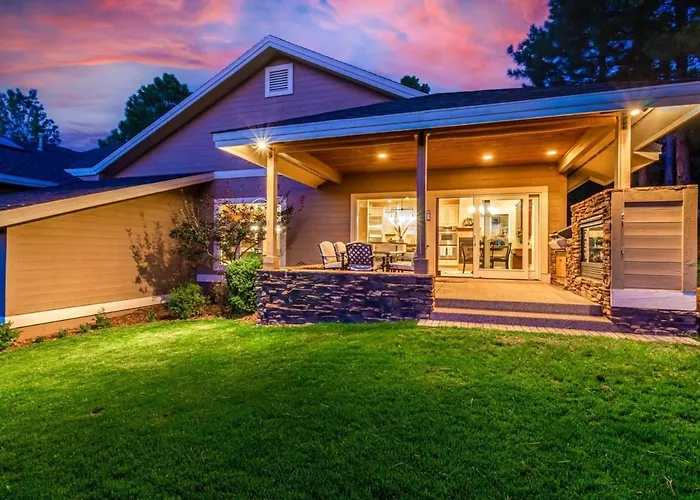 Alpine Estate 5 Showers 3 Fireplace Hot Tub Mtn View Flagstaff